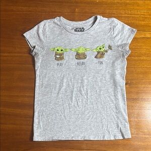 Star Wars Gray and Green Short Sleeve Tee with Frog Design